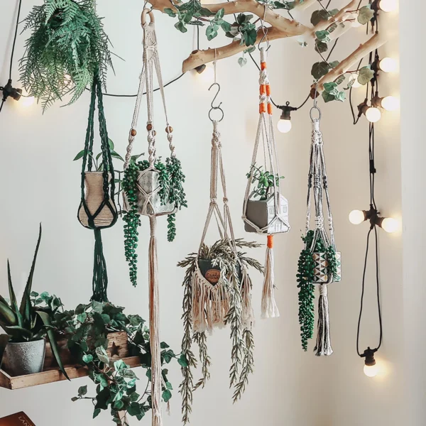 Hand-woven Plant Hanger Indoor Hanging Planter Basket with Wood Beads Decorative Flower Pot Holder No Tassels for Indoor Outdoor Boho Home Decor Net Bag Hanging Holder
